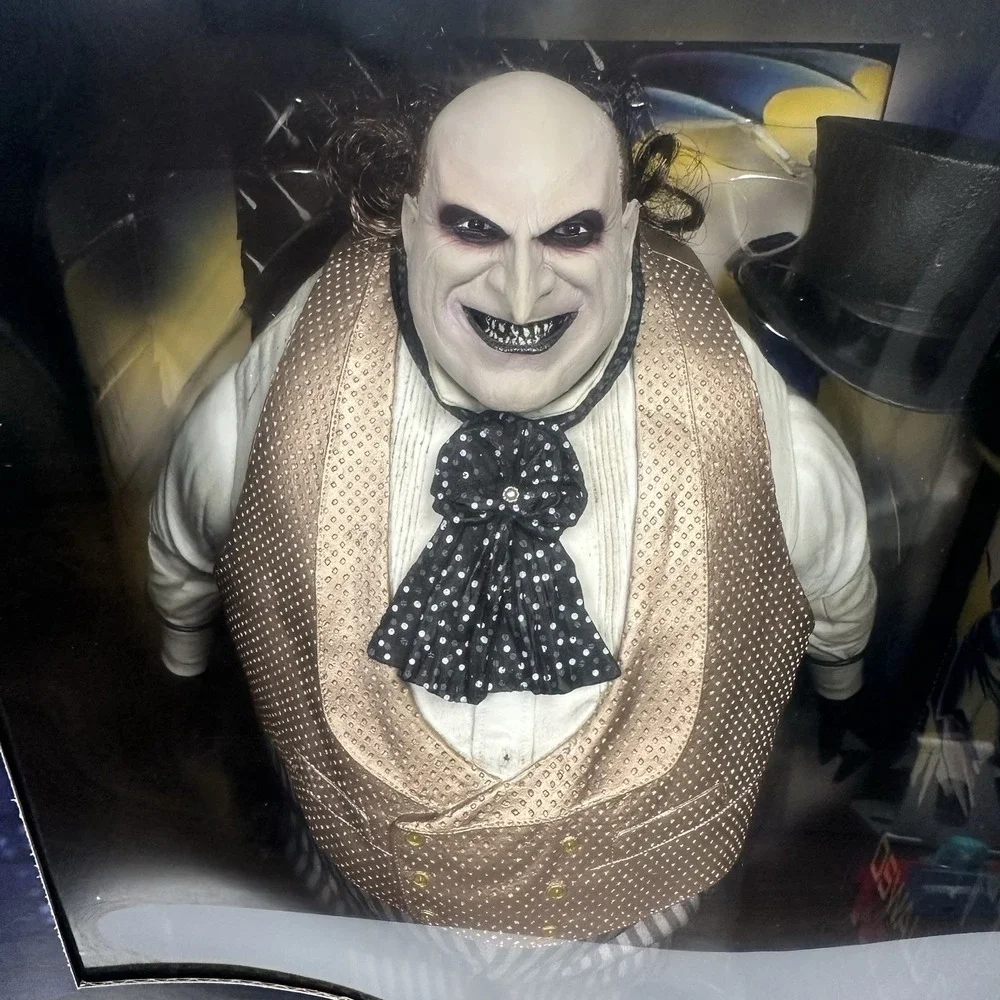 NECA Batman Returns 1/4 Scale Mayoral Penguin Danny Devito Action Figure Sealed